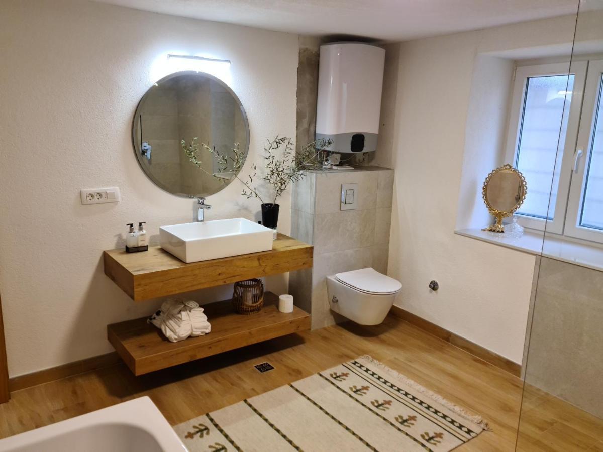 Apartments Gb Mostar Bagian luar foto